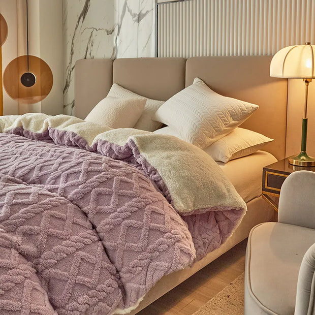 SNUGGLENEST COMFORT BLANKET